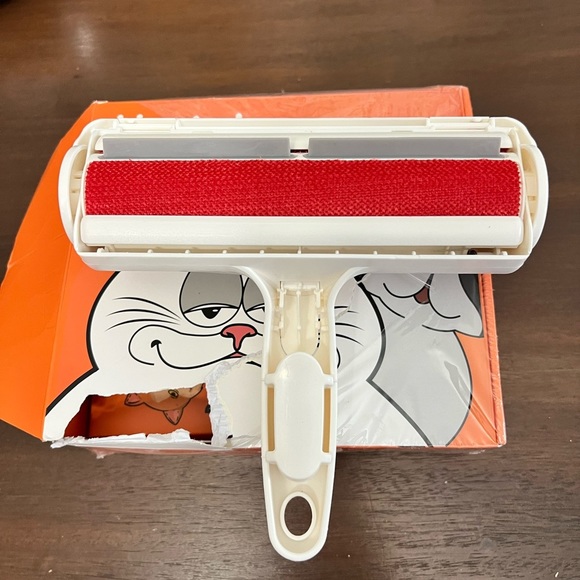 Usitek Pet Hair Remover,Pet Roller and Pet Gloves, Pet Grooming Gloves - Picture 6 of 12